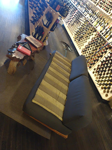 Wine Store «Divino Wine & Spirits», reviews and photos, 1240 S Broadway, Denver, CO 80210, USA