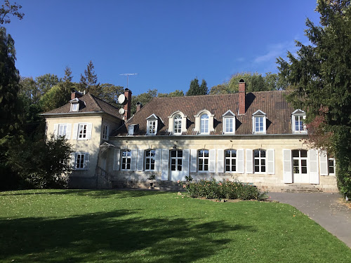 Lodge Le Château de Naours et son Gîte Naours