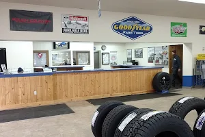 Brownie's Tire And Auto Service image