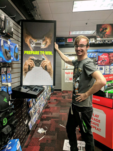 Video Game Store «GameStop», reviews and photos, 1720 Hilliard Rome Rd, Hilliard, OH 43026, USA