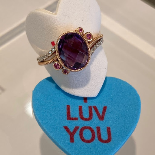 Jewelry Store «Royal Jewelers», reviews and photos, 4505 Shelbyville Rd Ste 101, Louisville, KY 40207, USA