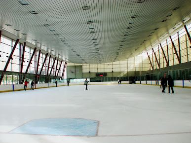 Yerba Buena Ice Skating and Bowling Center