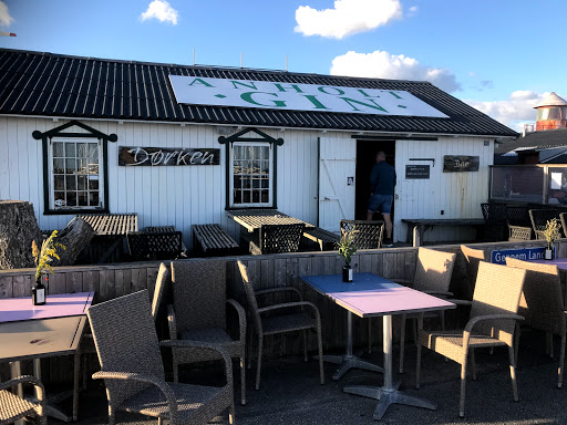 Dørken - øl, whisky og ginbar in Anholt, Aars