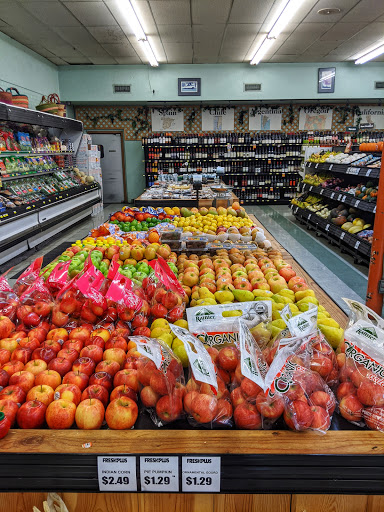 Grocery Store «Fresh Plus Grocery», reviews and photos, 1221 W Lynn St, Austin, TX 78703, USA