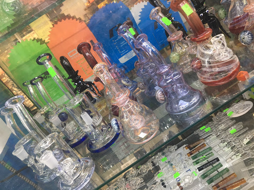 Tobacco Shop «Sky High Smoke Shop», reviews and photos, 33 W Southern Ave, Tempe, AZ 85282, USA