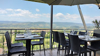Atmosphère du Restaurant français La Table du Donjon à Val d'Oingt - n°2