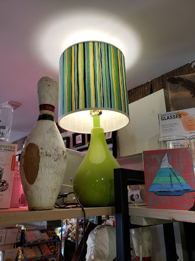 Gift Shop «Cockadoodledoo Gifts of Bryn Mawr», reviews and photos, 403 Cedar Lake Rd S, Minneapolis, MN 55405, USA