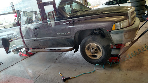 Tire Shop «Discount Tire Store - Westminster, CO», reviews and photos, 7401 W 92nd Ave, Westminster, CO 80021, USA