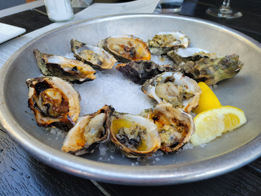 Rustic House Oyster Bar & Grill