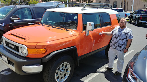 Used Car Dealer «Shaver Chrysler Dodge Jeep RAM & FIAT», reviews and photos, 3888 Thousand Oaks Blvd, Thousand Oaks, CA 91362, USA