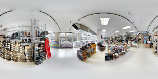 Outdoor Sports Store «U.S. Outdoor», reviews and photos, 219 SW Broadway, Portland, OR 97205, USA