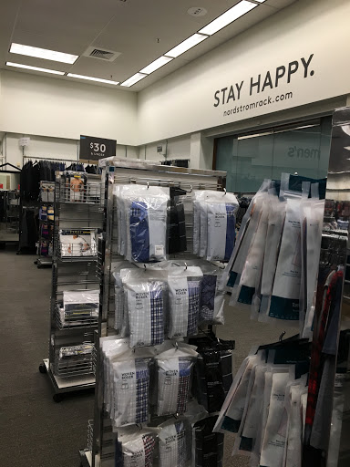 Department Store «Nordstrom Rack Downtown Portland», reviews and photos, 245 SW Morrison St, Portland, OR 97204, USA