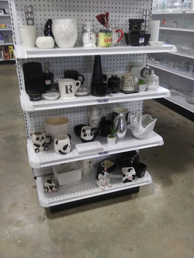 Thrift Store «Goodwill St Petersburg Store», reviews and photos