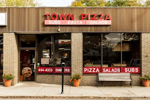 Town House of Pizza image