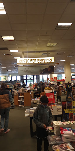 Book Store «Barnes & Noble», reviews and photos, 6050 El Cerrito Plaza, El Cerrito, CA 94530, USA