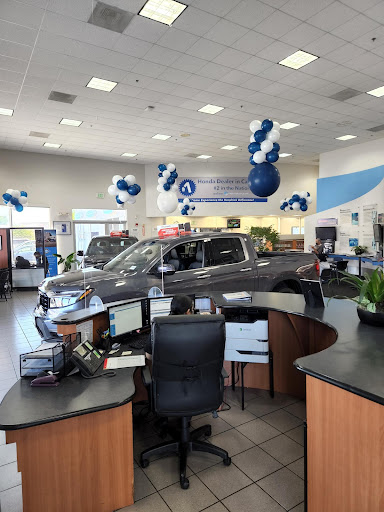 Honda Dealer «Honda of El Cerrito», reviews and photos, 11755 San Pablo Ave, El Cerrito, CA 94530, USA