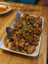Poulet Kung Pao du Restaurant de spécialités du Sichuan (Chine) Deux fois plus de piment 绝代双椒 à Paris - n°11