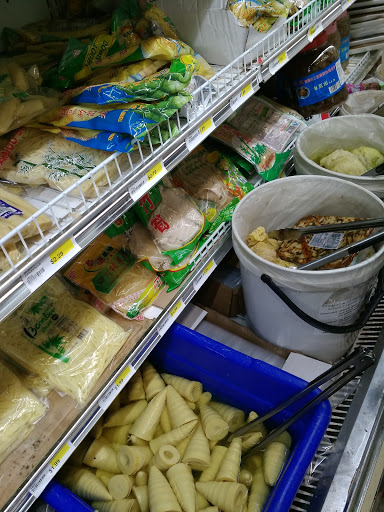 Asian Grocery Store «Sunrise Supermarket», reviews and photos, 8509 Kingston Pike, Knoxville, TN 37919, USA