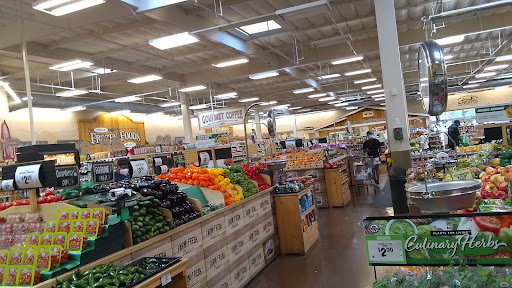 Health Food Store «Sprouts Farmers Market», reviews and photos, 24285 Magic Mountain Pkwy, Valencia, CA 91355, USA