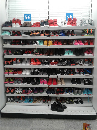 Clothing Store «Ross Dress for Less», reviews and photos, 8540 Fourwinds Dr, Windcrest, TX 78239, USA