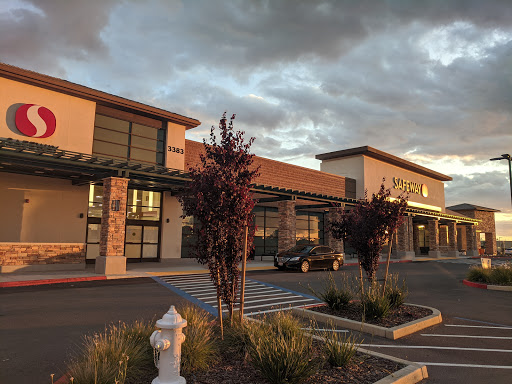 Safeway image