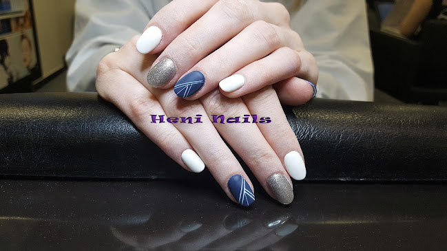 Reviews of Heni Nails in Oxford - Beauty salon