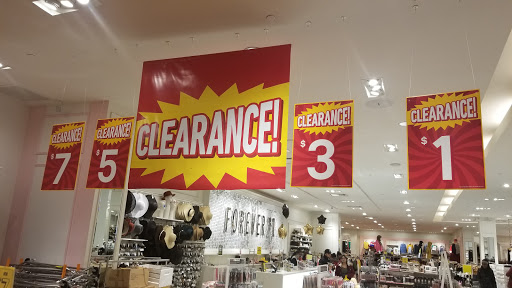 Clothing Store «Forever 21», reviews and photos, 5065 Main St, Trumbull, CT 06611, USA