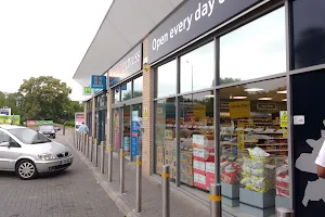 Tesco Express image