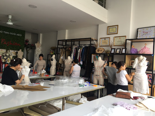 Trung Tâm Đào Tạo Thiết Kế Thời Trang Chuyên Nghiệp HUYEN FASHION