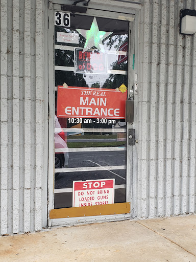 Pawn Shop «G & L Pawn Shop», reviews and photos, 101 Kenwood Rd # 36, Fayetteville, GA 30214, USA