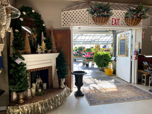 Garden Center «Woodland Gardens», reviews and photos, 168 Woodland St, Manchester, CT 06042, USA