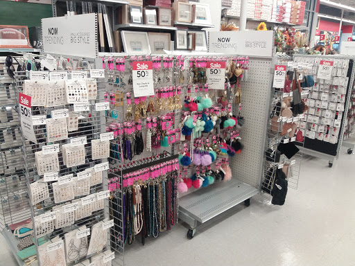 Craft Store «Michaels», reviews and photos, 1516 Butterfield Rd a, Downers Grove, IL 60515, USA