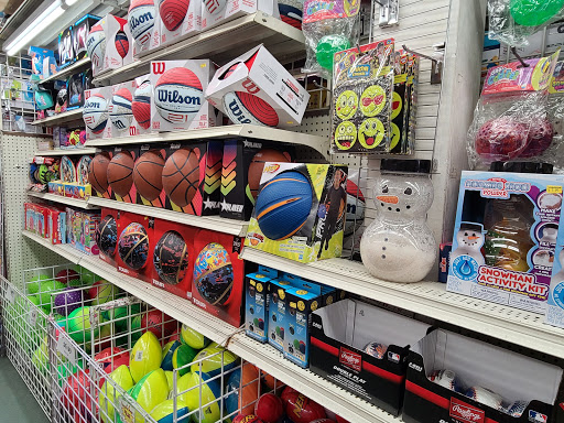 Discount Store «Amazing Savings», reviews and photos, 647 Cedar Ln, Teaneck, NJ 07666, USA