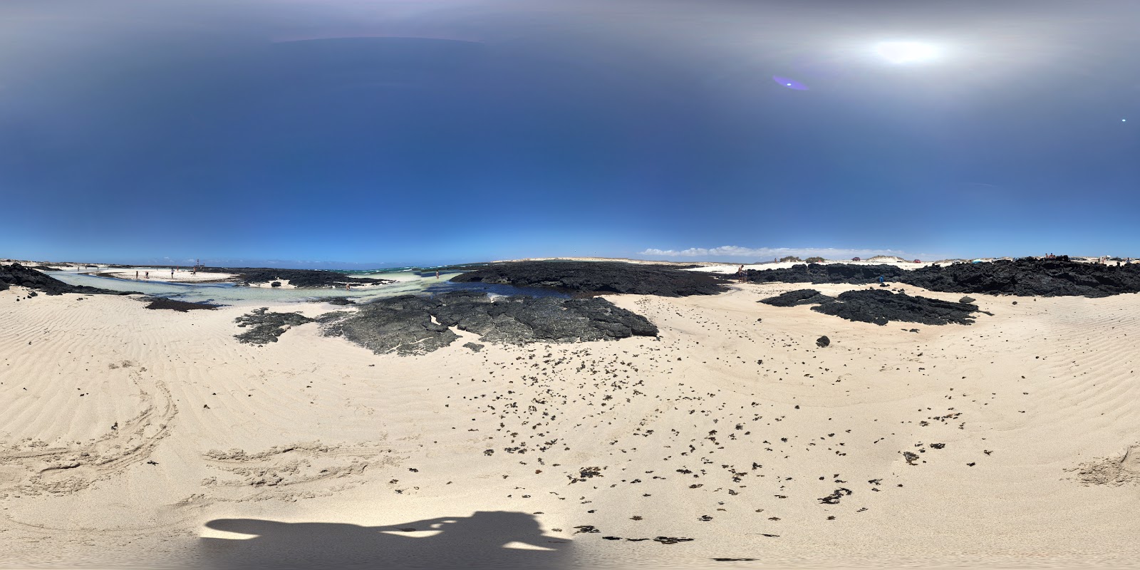 Playa Los Charcos II的照片 带有直岸