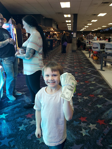 Bowling Alley «Lenawee Recreation Bowling Center», reviews and photos, 520 College Ave, Adrian, MI 49221, USA