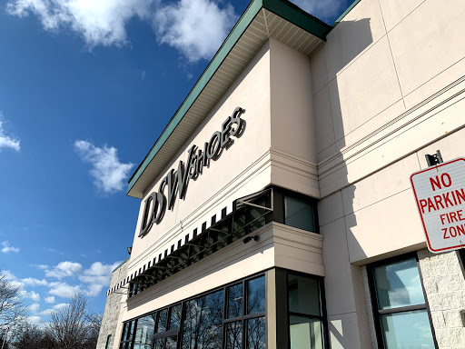 Shoe Store «DSW Designer Shoe Warehouse», reviews and photos, 25 Ronson Rd, Iselin, NJ 08830, USA