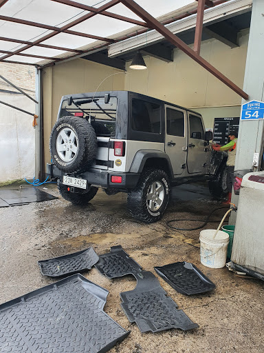 Seoul, hand car wash