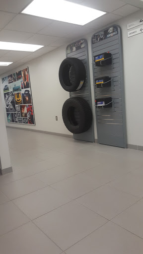 Chevrolet Dealer «Poage Chevrolet», reviews and photos, 851 W Pearce Blvd, Wentzville, MO 63385, USA