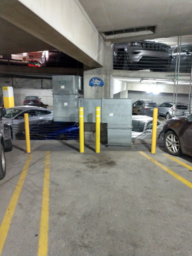 1001 Parking Garage