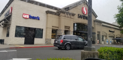 Grocery Store «Safeway», reviews and photos, 4320 SE King Rd, Milwaukie, OR 97222, USA