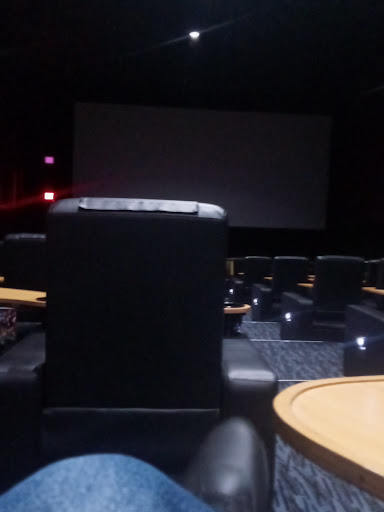 Movie Theater «Cinema Cafe», reviews and photos, 1401 Greenbrier Pkwy, Chesapeake, VA 23320, USA