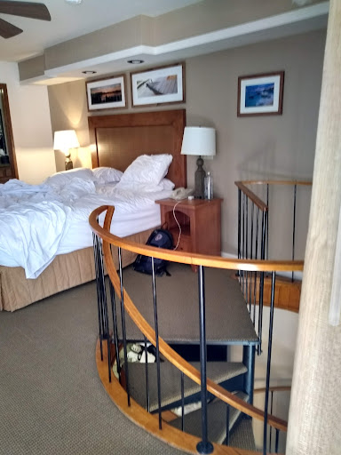 Tahoe Beach & Ski Club image