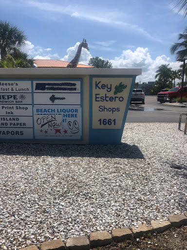 Liquor Store «Beach Discount Liquor & Wine», reviews and photos, 1133 Estero Blvd # 104, Fort Myers Beach, FL 33931, USA