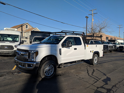 Ford Dealer «Freeway Ford Truck Sales», reviews and photos, 8445 45th St, Lyons, IL 60534, USA