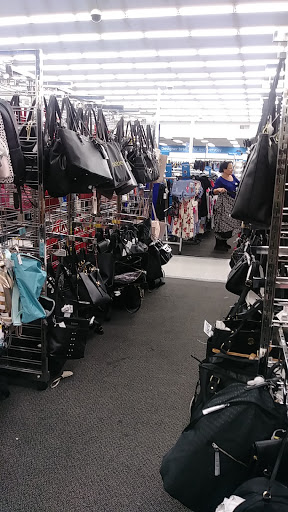 Clothing Store «Ross Dress for Less», reviews and photos, 640 Concar Dr, San Mateo, CA 94402, USA
