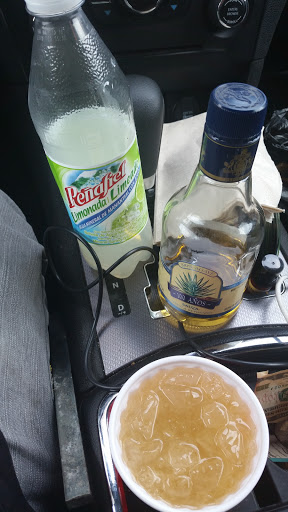 Liquor Store «Stadium Liquors», reviews and photos, 5641 W 79th St, Burbank, IL 60459, USA