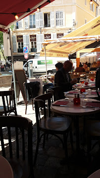 Atmosphère du Restaurant Chez Jo à Aix-en-Provence - n°10