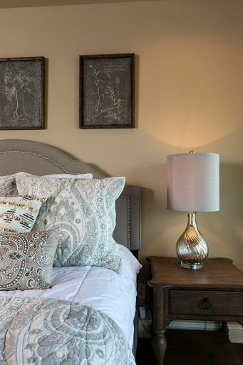 Furniture Store «La-Z-Boy Furniture Galleries», reviews and photos, 1737 E Independence St, Springfield, MO 65804, USA