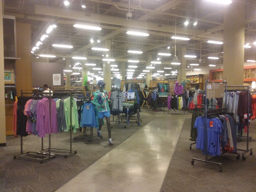 Camping Store «REI», reviews and photos, 49 Fitzgerald Street, Yonkers, NY 10710, USA