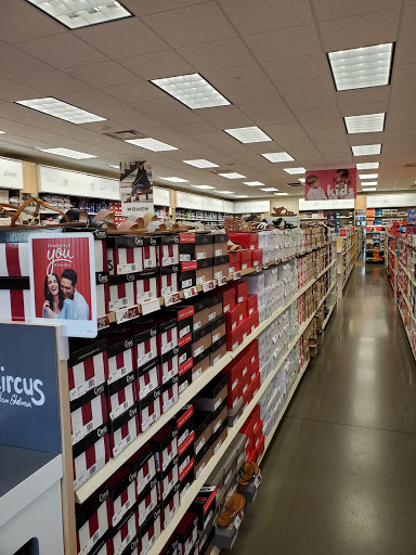 Shoe Store «Famous Footwear Outlet», reviews and photos, 3260 Livermore Outlets Dr, Livermore, CA 94551, USA